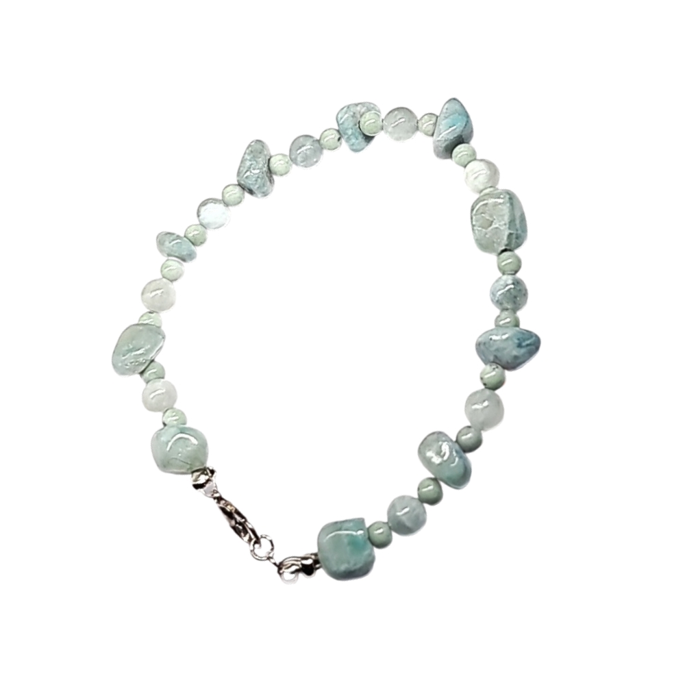 Elegant Aquamarine Beaded Bracelet